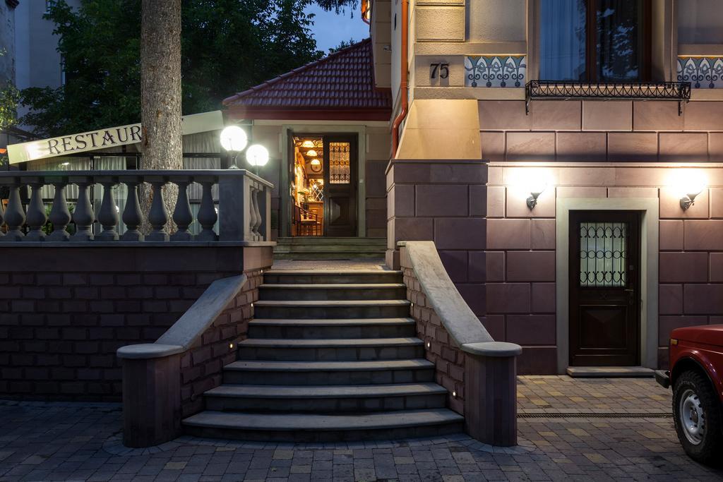 לבוב Villa Stanislavskyi Hotel מראה חיצוני תמונה